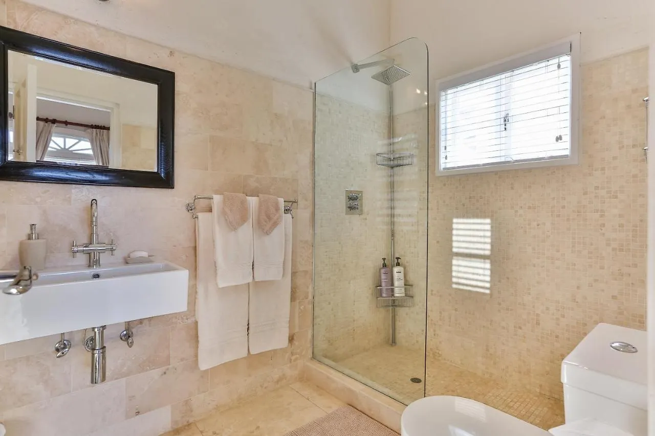 Cayman Villa - Contemporary 4 Bedroom Villa With Stunning Ocean Views Villa Cap Estate