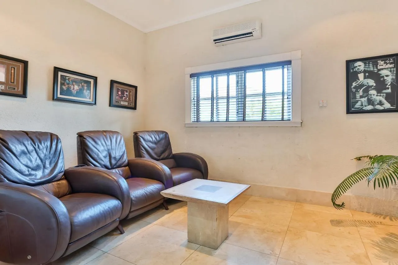 Cayman Villa - Contemporary 4 Bedroom Villa With Stunning Ocean Views Villa Cap Estate