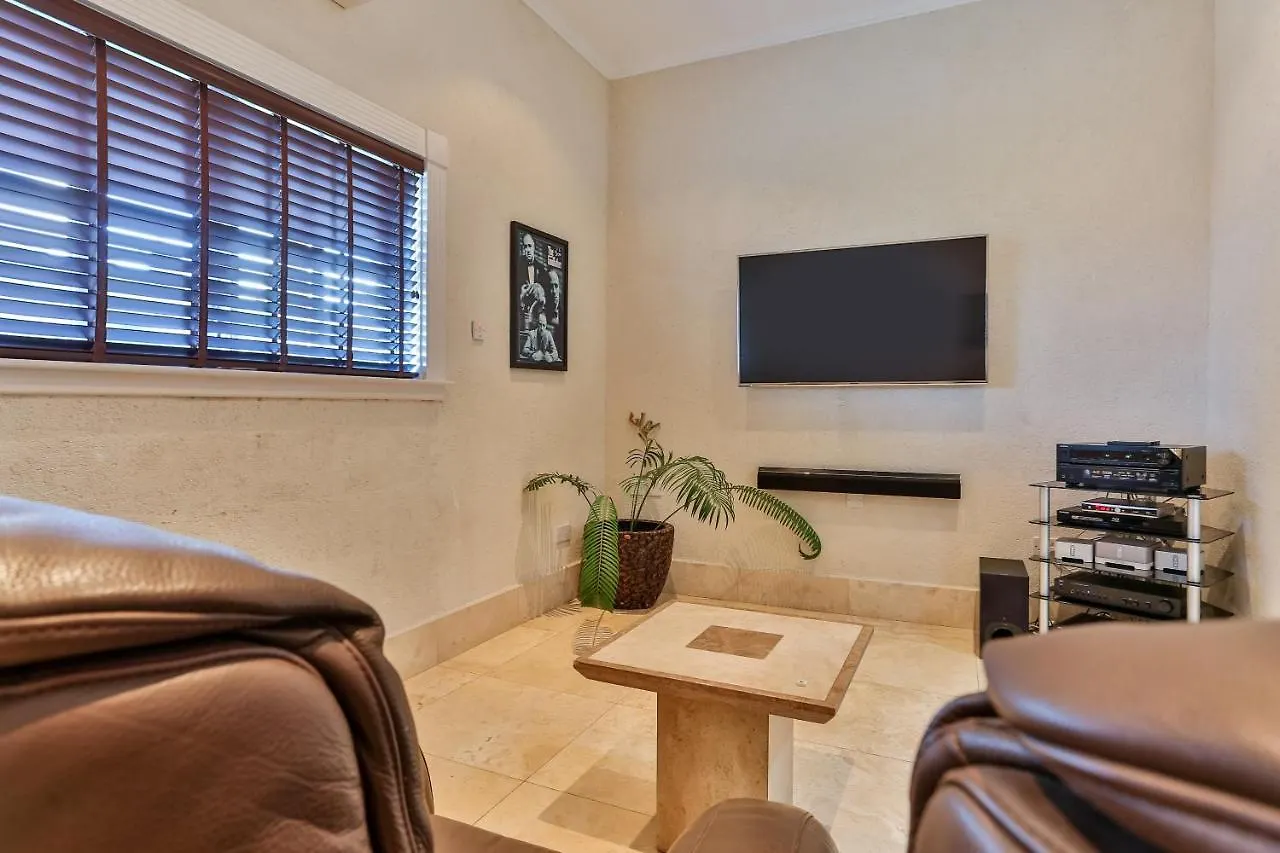 Cayman Villa - Contemporary 4 Bedroom Villa With Stunning Ocean Views Villa Cap Estate